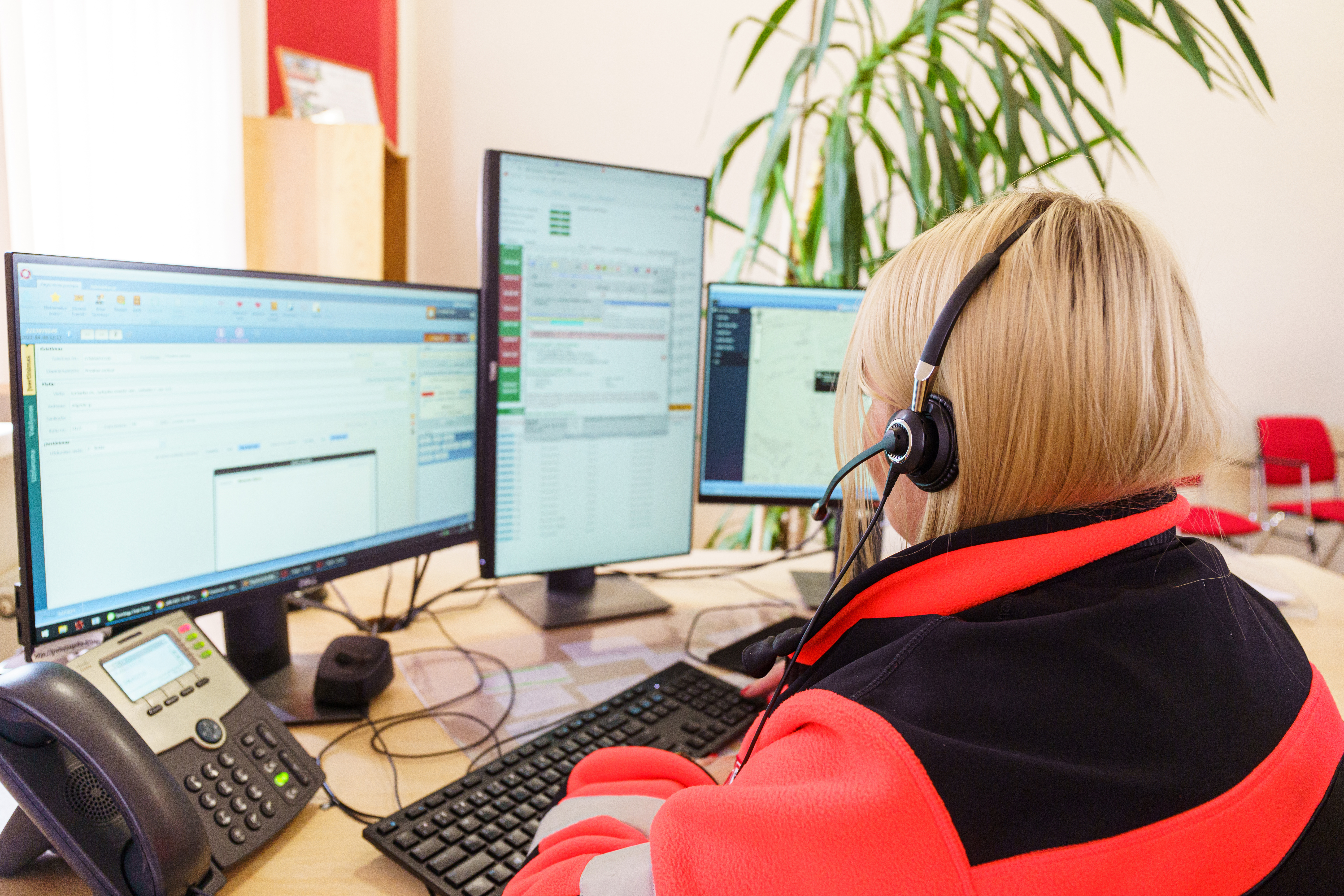 Enhancing 911 and PSAP Capabilities Through Grant Funding